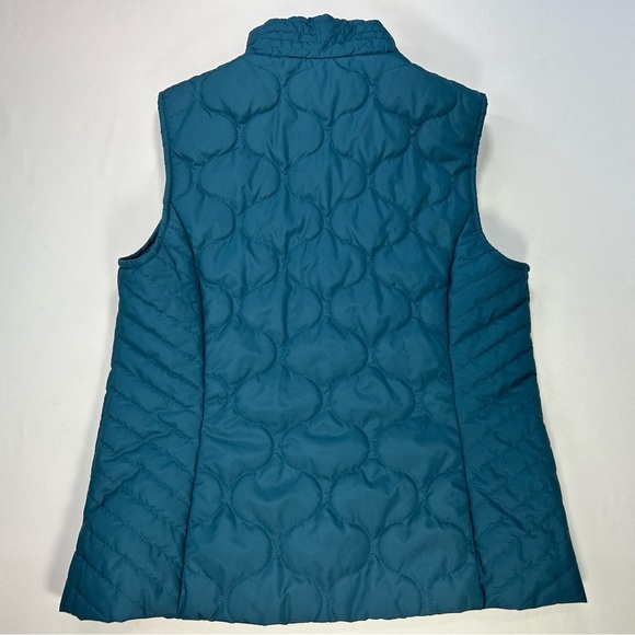 Black Rivet Quilted Puffer Vest Size Medium Women's - Picture 4 of 10